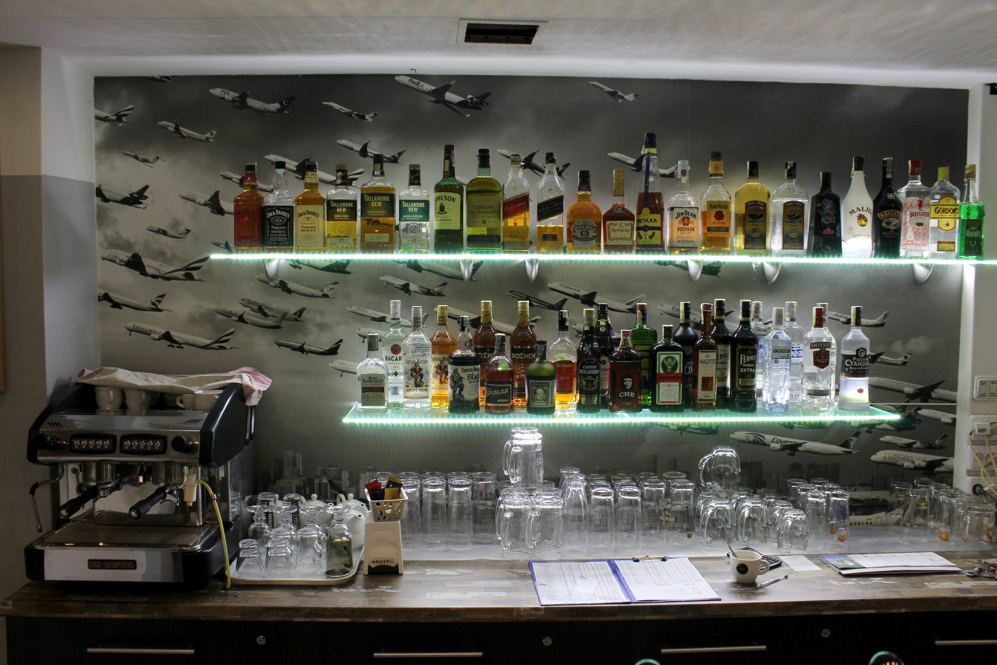 Vliesová fototapeta na zeď na zakázku Letadla