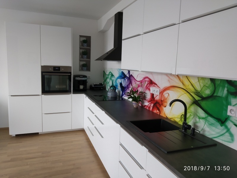 Samolepicí fototapeta z akuchyňskou linku Kouř